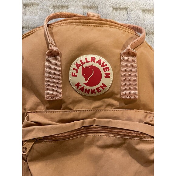 Fjallraven Kanken Classic 16L Backpack Peach Sand 23510 Logo Patch Bag Vinylon F main image 15